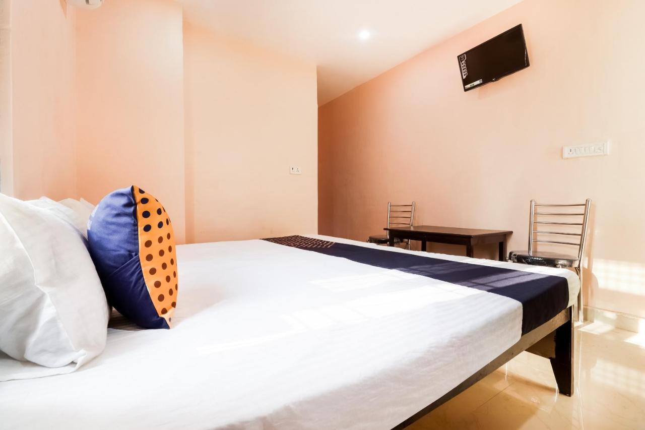 สปอต ออน 63000 โฮเต็ล Ss พลาซา Hotel Banthra Sikandarpur ภายนอก รูปภาพ