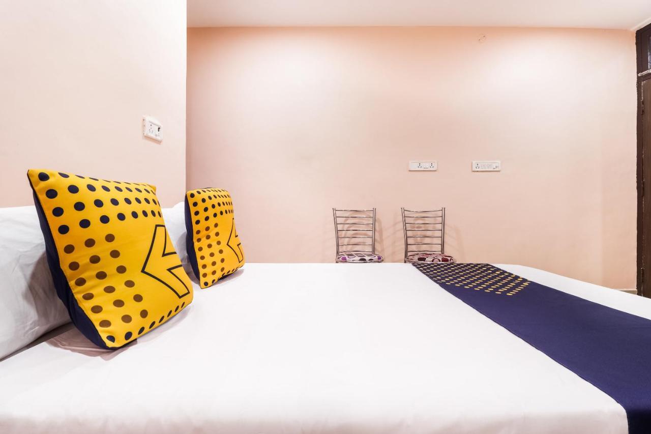 สปอต ออน 63000 โฮเต็ล Ss พลาซา Hotel Banthra Sikandarpur ภายนอก รูปภาพ