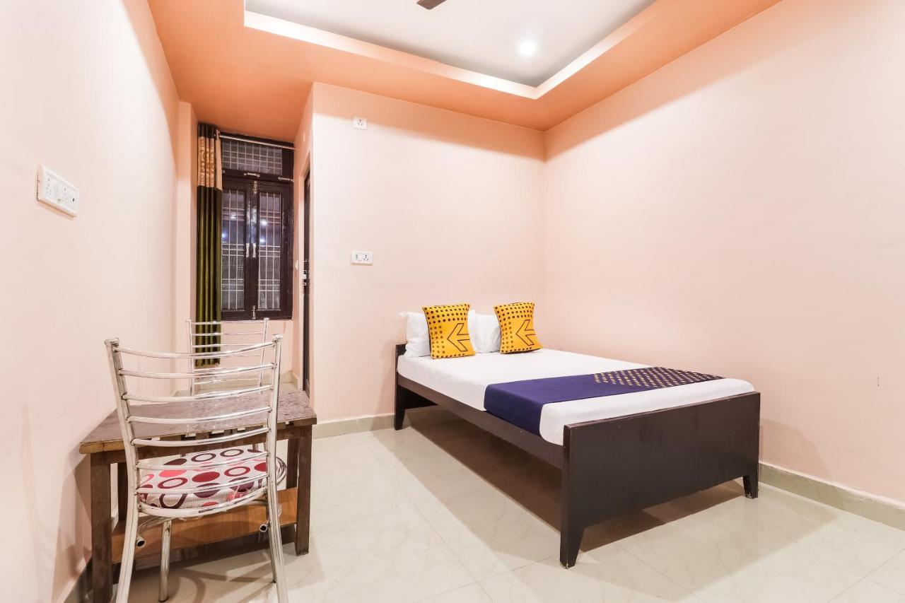 สปอต ออน 63000 โฮเต็ล Ss พลาซา Hotel Banthra Sikandarpur ภายนอก รูปภาพ