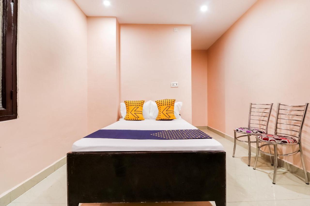 สปอต ออน 63000 โฮเต็ล Ss พลาซา Hotel Banthra Sikandarpur ภายนอก รูปภาพ