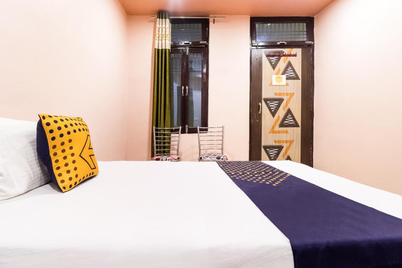 สปอต ออน 63000 โฮเต็ล Ss พลาซา Hotel Banthra Sikandarpur ภายนอก รูปภาพ