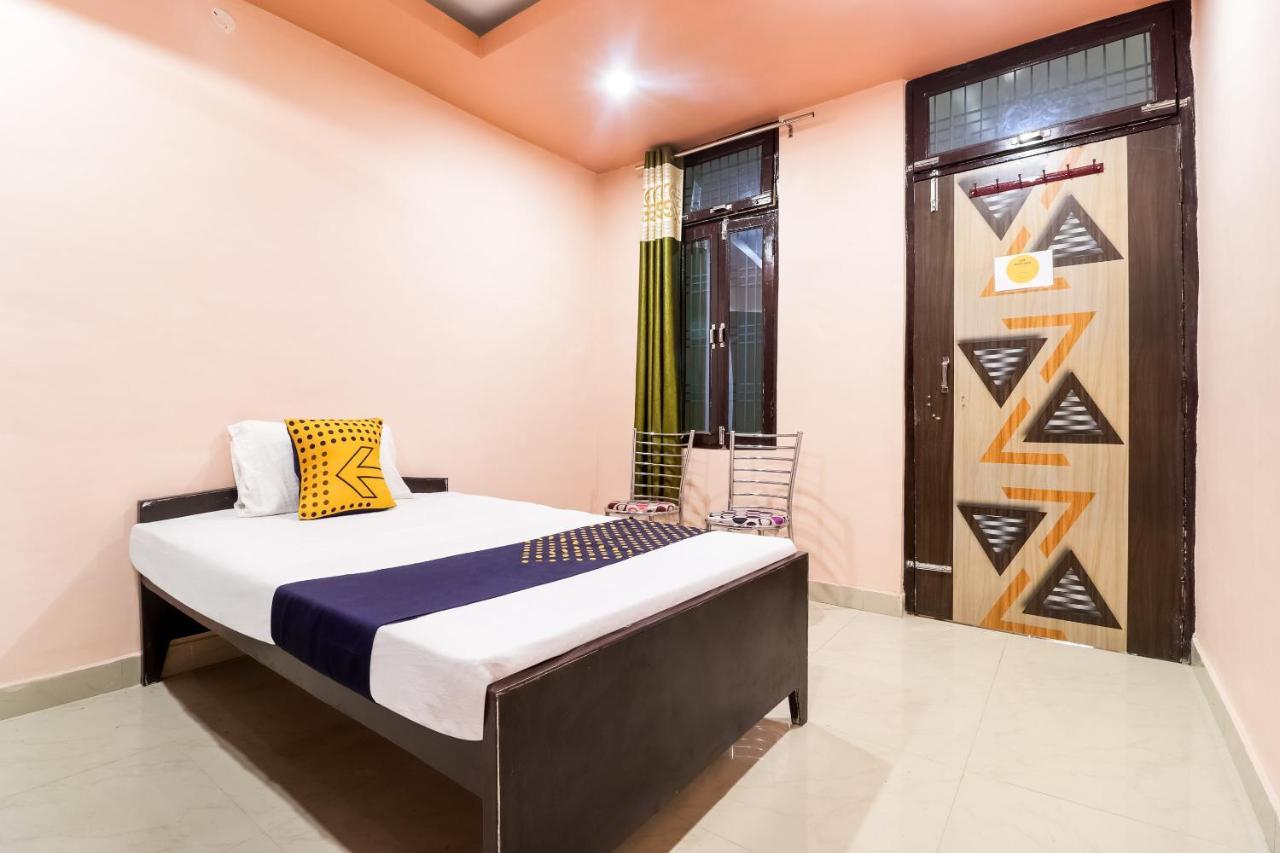 สปอต ออน 63000 โฮเต็ล Ss พลาซา Hotel Banthra Sikandarpur ภายนอก รูปภาพ