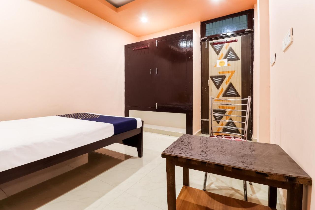 สปอต ออน 63000 โฮเต็ล Ss พลาซา Hotel Banthra Sikandarpur ภายนอก รูปภาพ