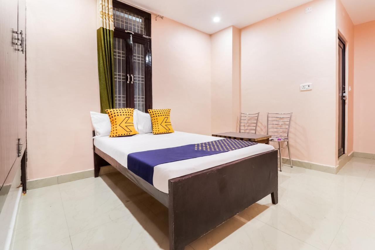 สปอต ออน 63000 โฮเต็ล Ss พลาซา Hotel Banthra Sikandarpur ภายนอก รูปภาพ