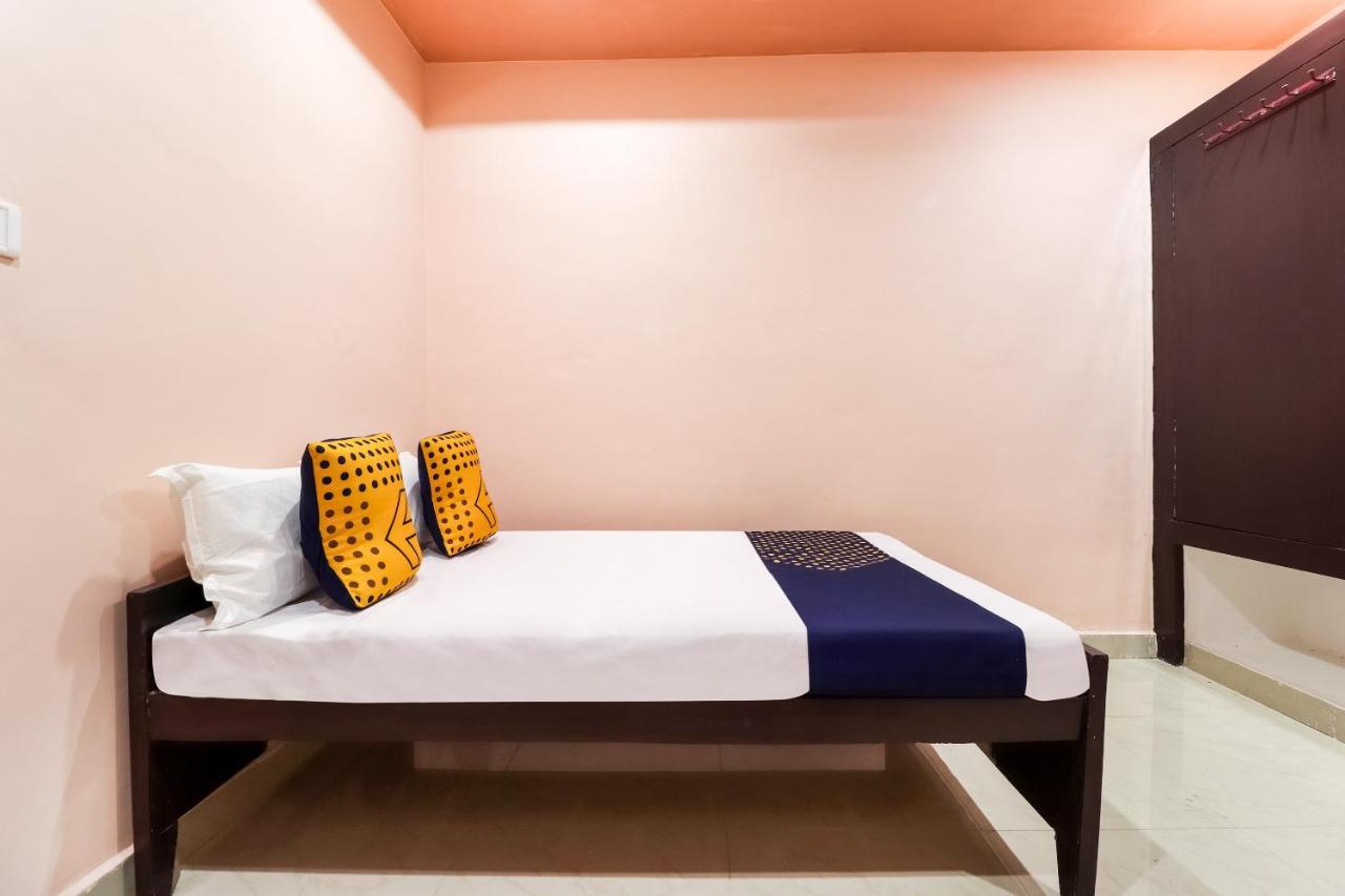 สปอต ออน 63000 โฮเต็ล Ss พลาซา Hotel Banthra Sikandarpur ภายนอก รูปภาพ